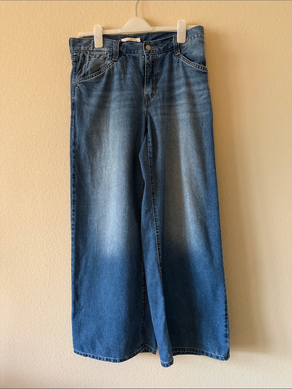 Levi's Light Blue Wide-Leg Women's Jeans